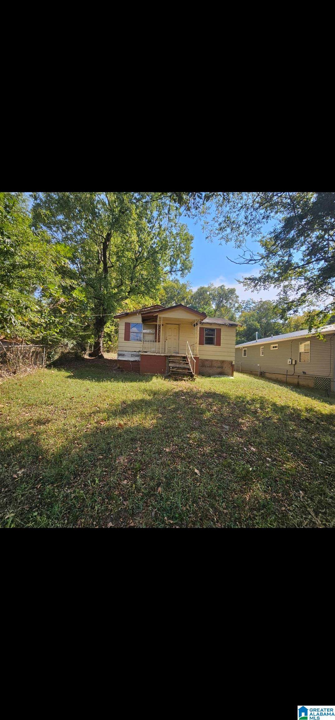 2805 Burrell Street - Photo 1