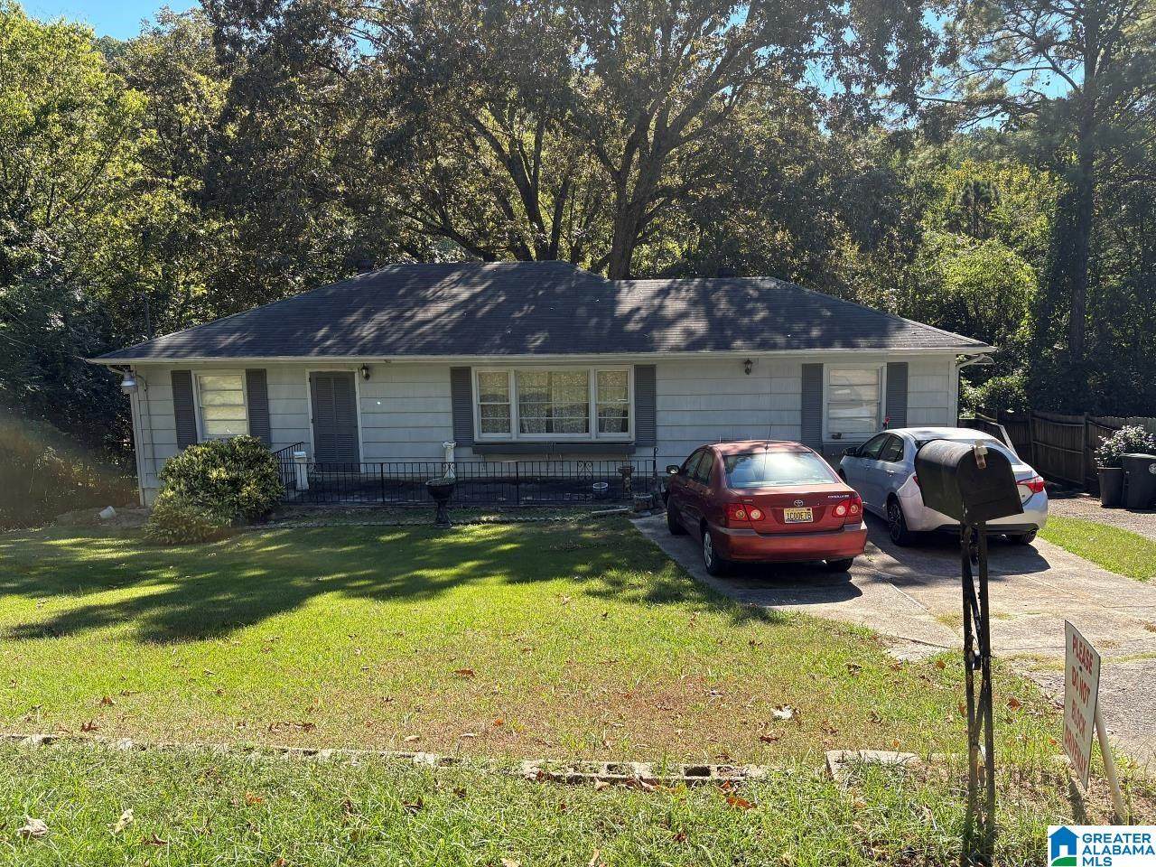 912 Vanderbilt Street - Photo 1