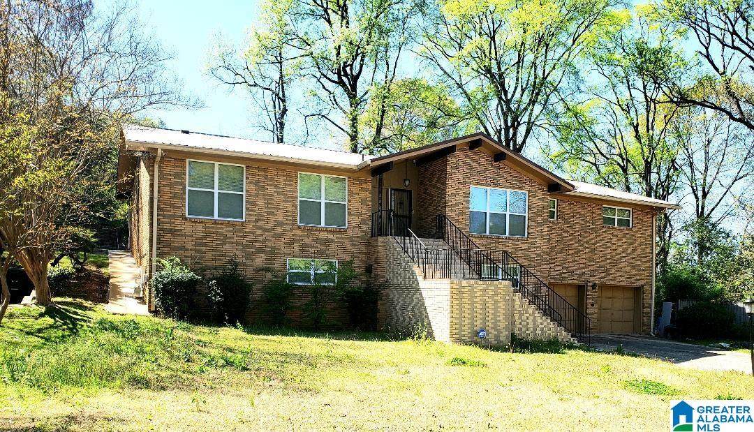 1044 6TH PLACE - Photo 1