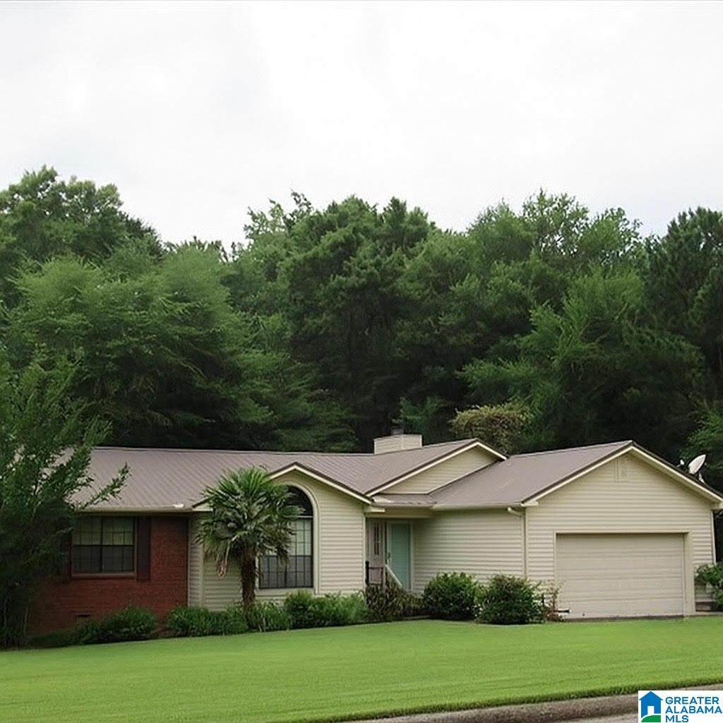 1509 Louise Drive - Photo 1