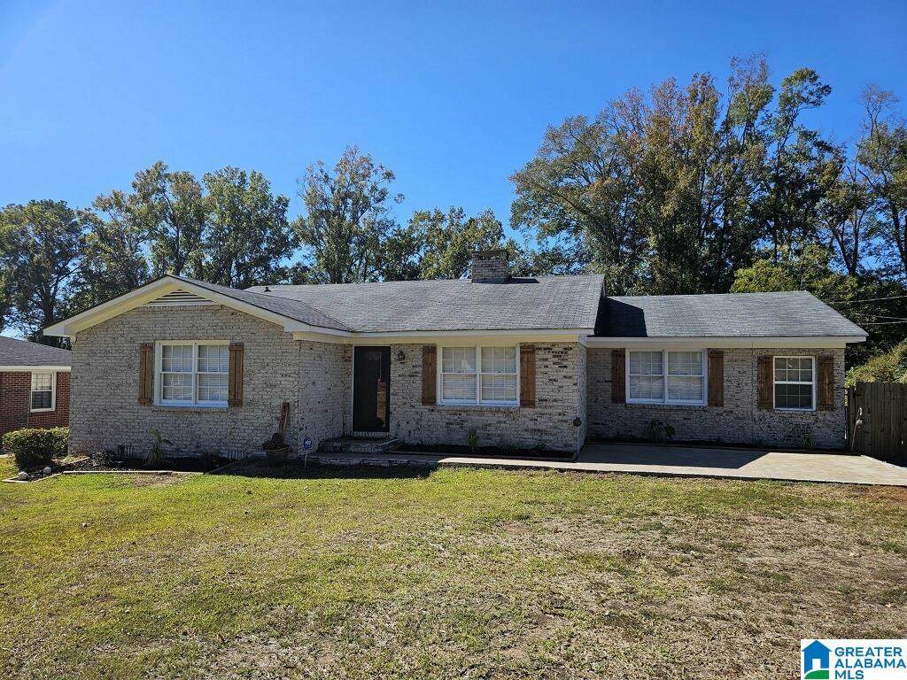 521 Dixie Drive - Photo 1