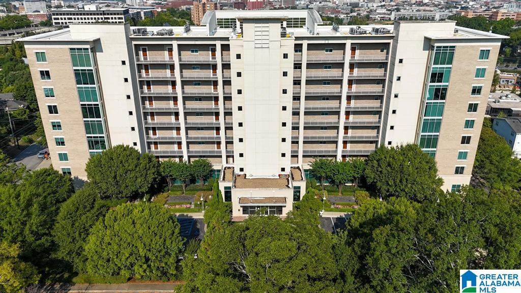 1300 27TH PLACE - Photo 1