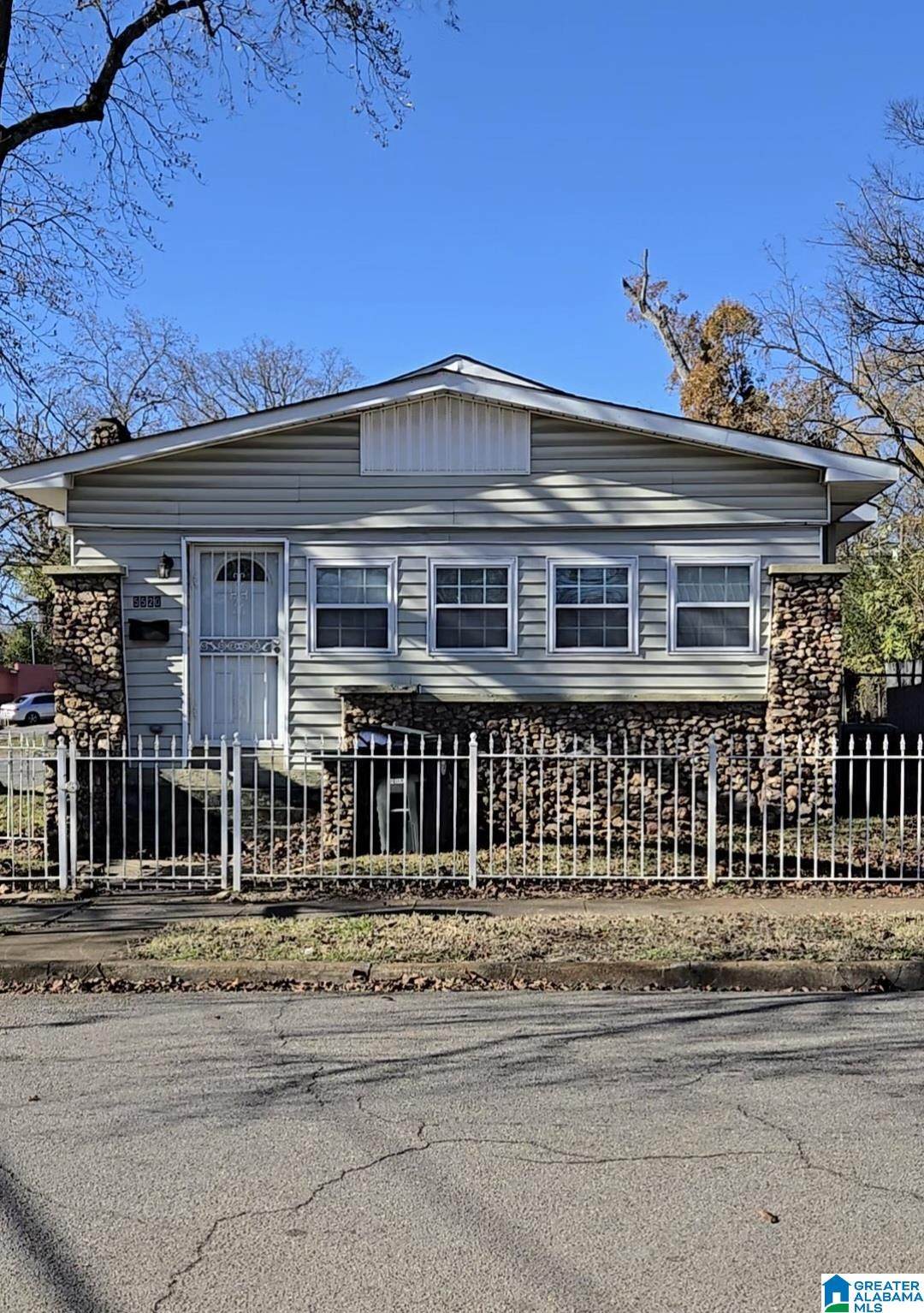 5520 Court J - Photo 1