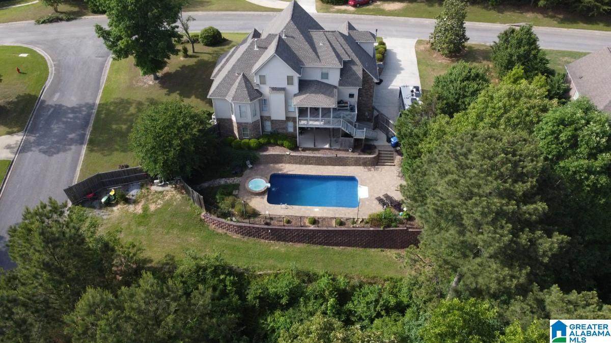 2076 Chelsea Ridge Drive - Photo 1