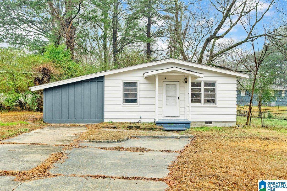 1712 4TH PLACE - Photo 1