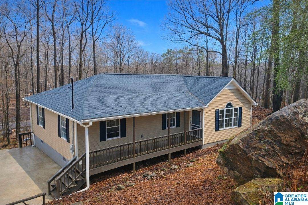 1047 Poplar Trail - Photo 1