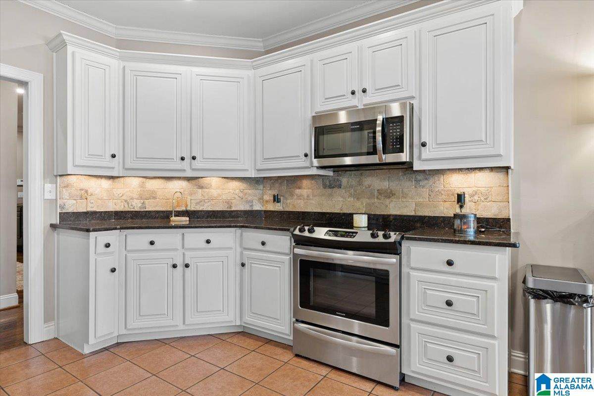 155 Sunset Road - Photo 1