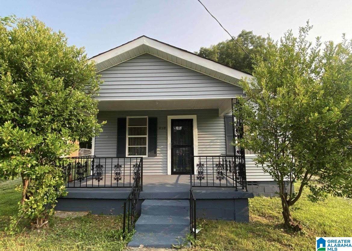 2129 Northland Avenue - Photo 1