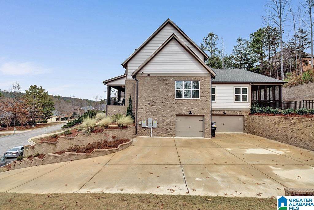 1027 Pinecliff Circle - Photo 1