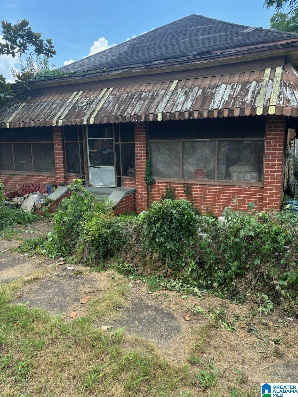 1220 Griffin Avenue - Photo 1