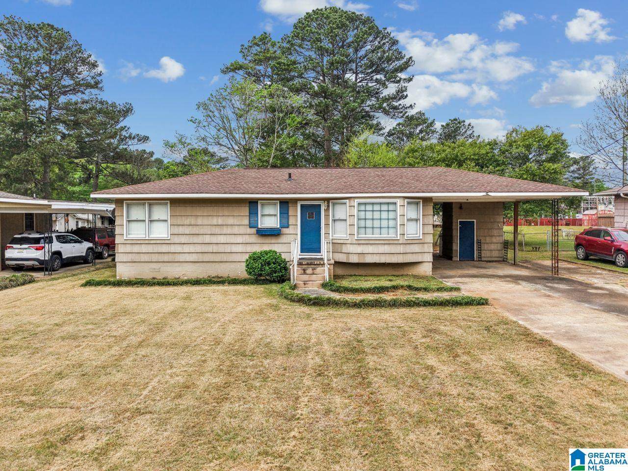 2716 Clyburne Street - Photo 1
