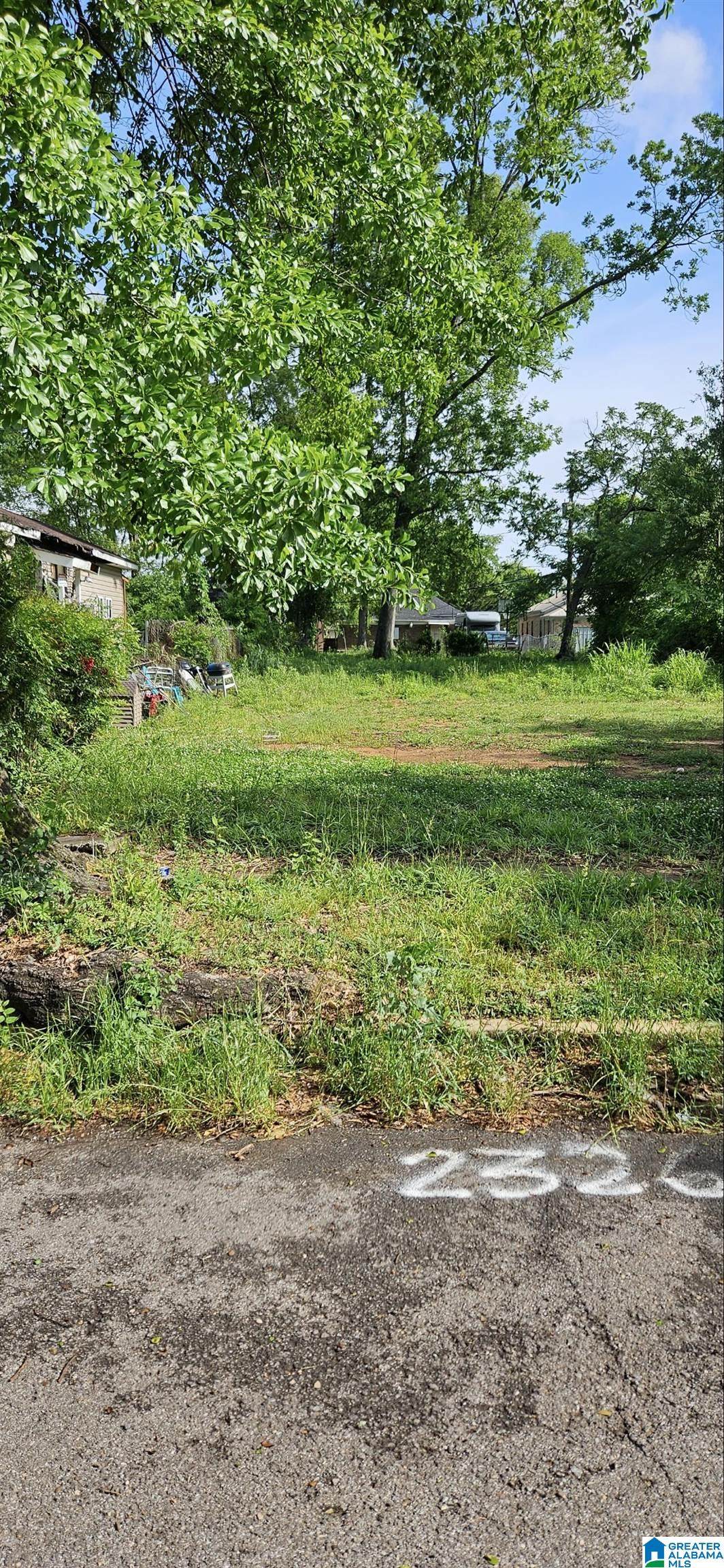 2326 18TH STREET - Photo 1
