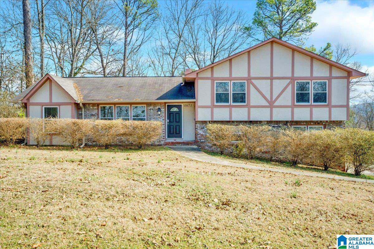 4671 Wooddale Lane - Photo 1