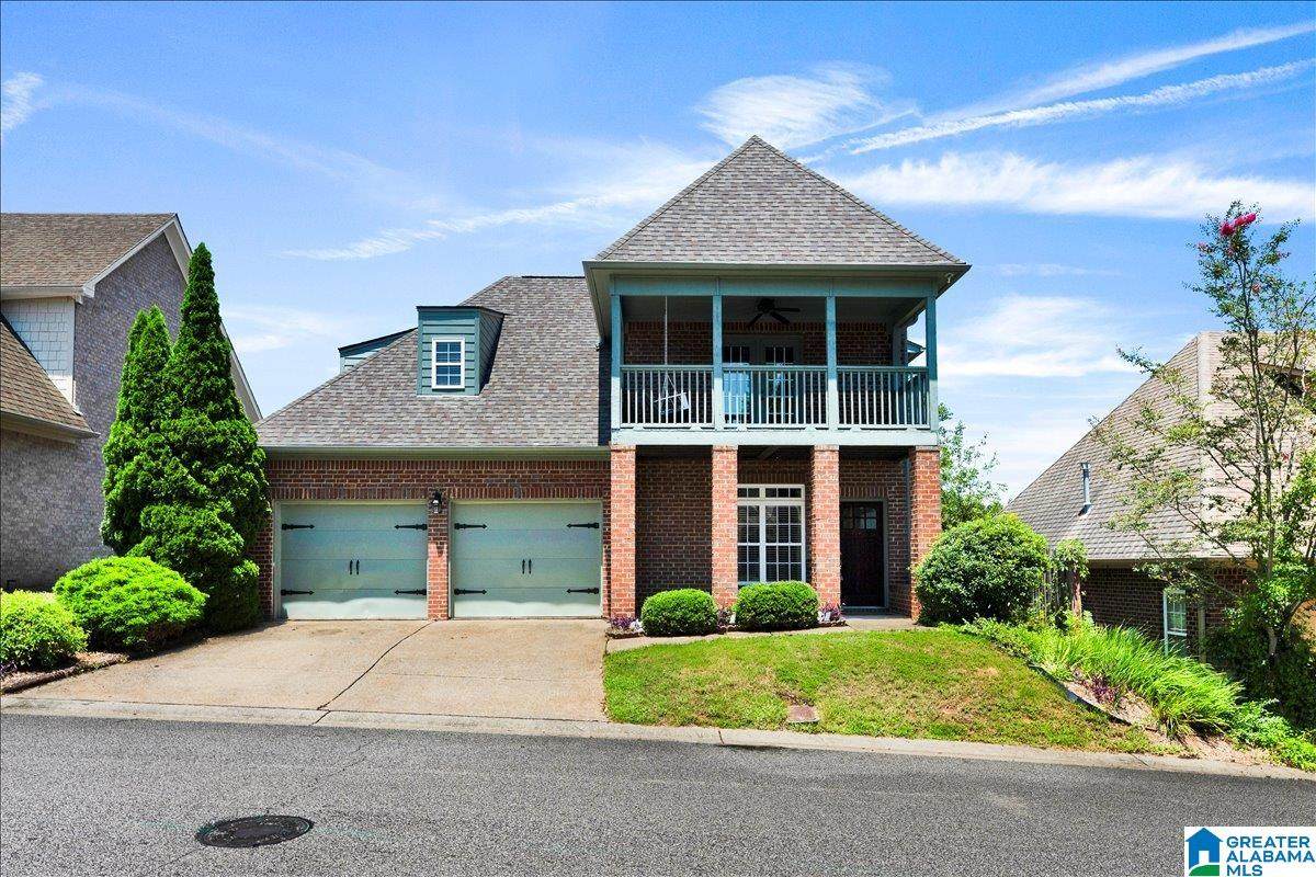 120 Castlehill Drive - Photo 1