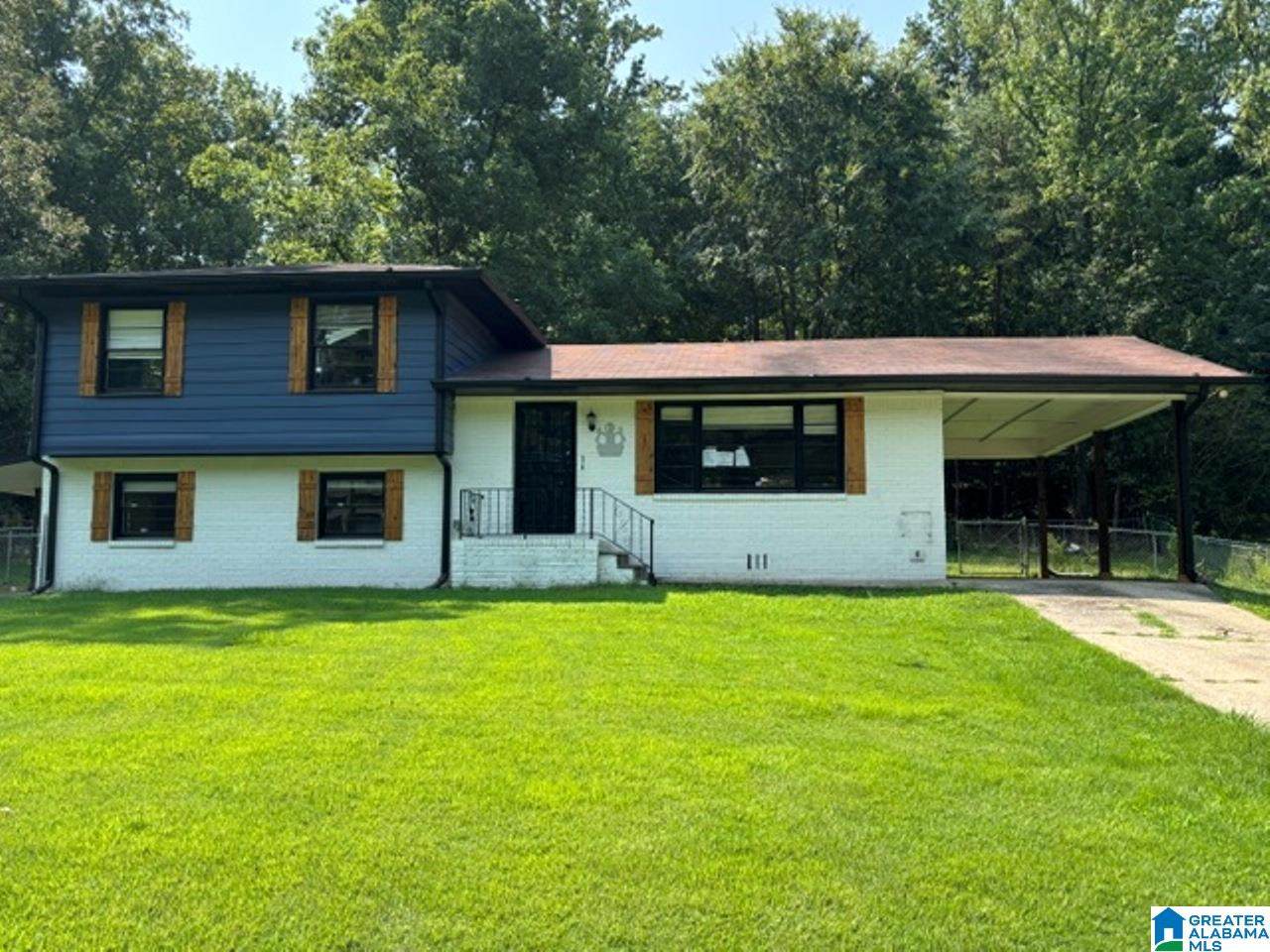 313 26TH AVENUE - Photo 1