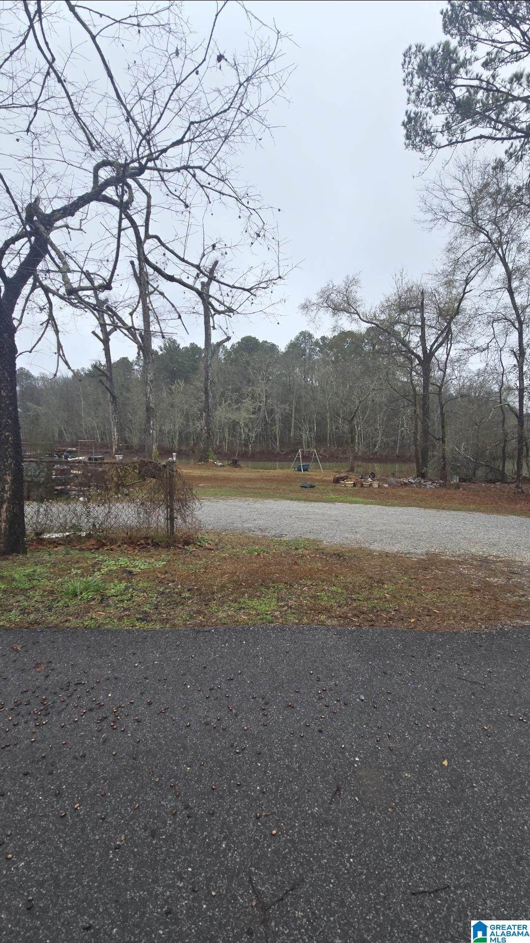 511 Lakeview Circle - Photo 1