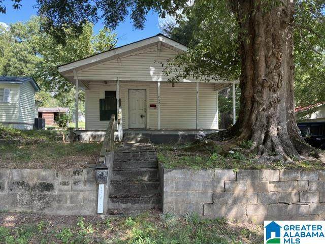 705 Pine Street - Photo 1
