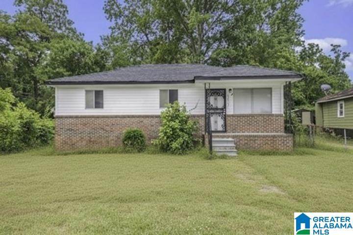 3613 Maple Avenue - Photo 1