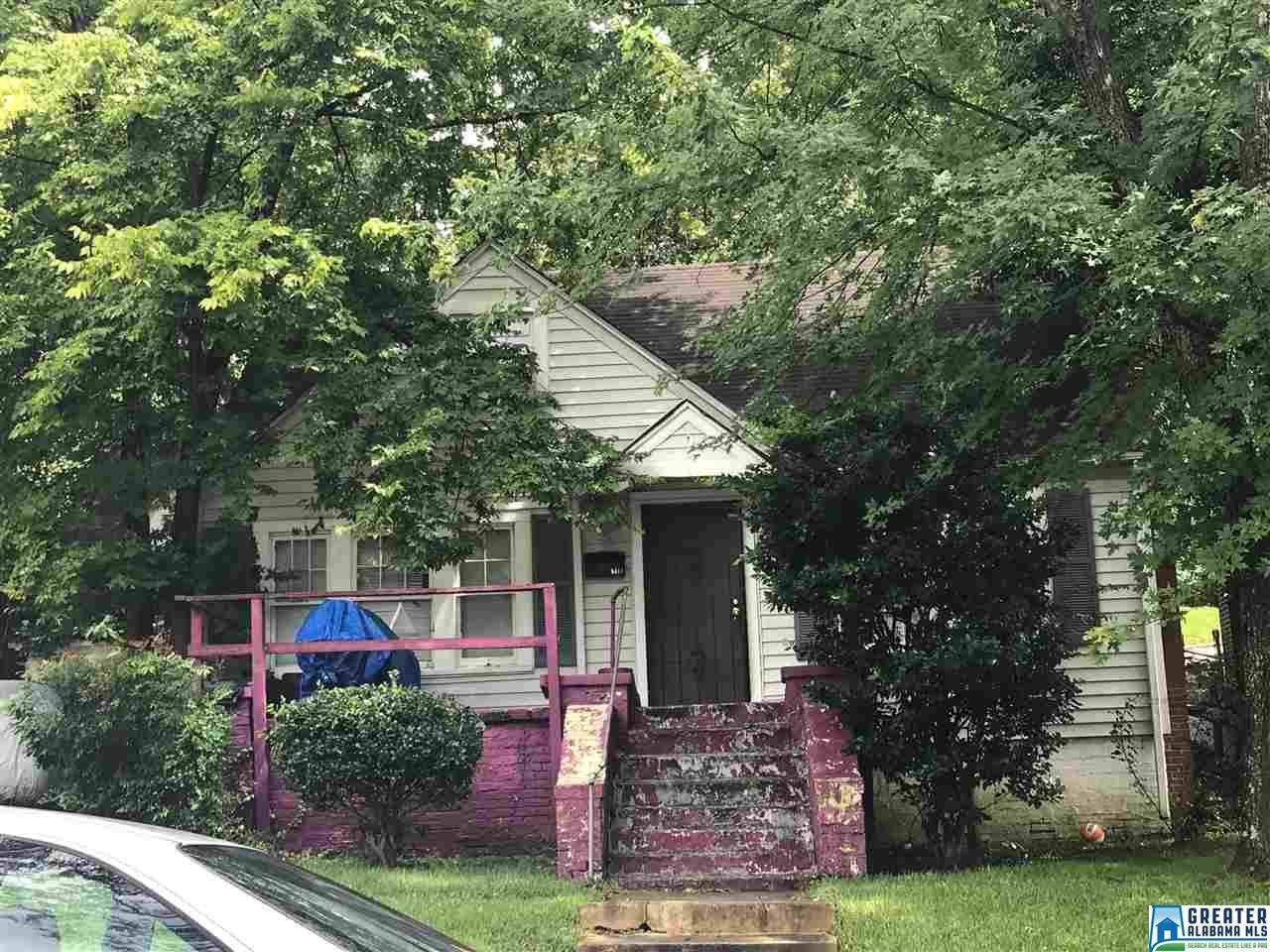 8417 5TH AVE - Photo 1
