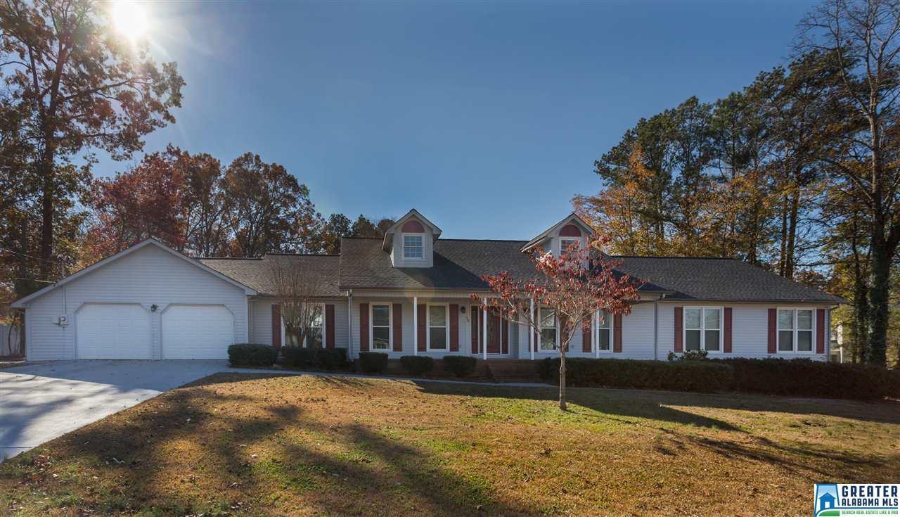 1505 3RD AVE - Photo 1