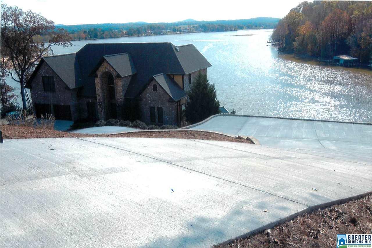 229 Willow Dr - Photo 1