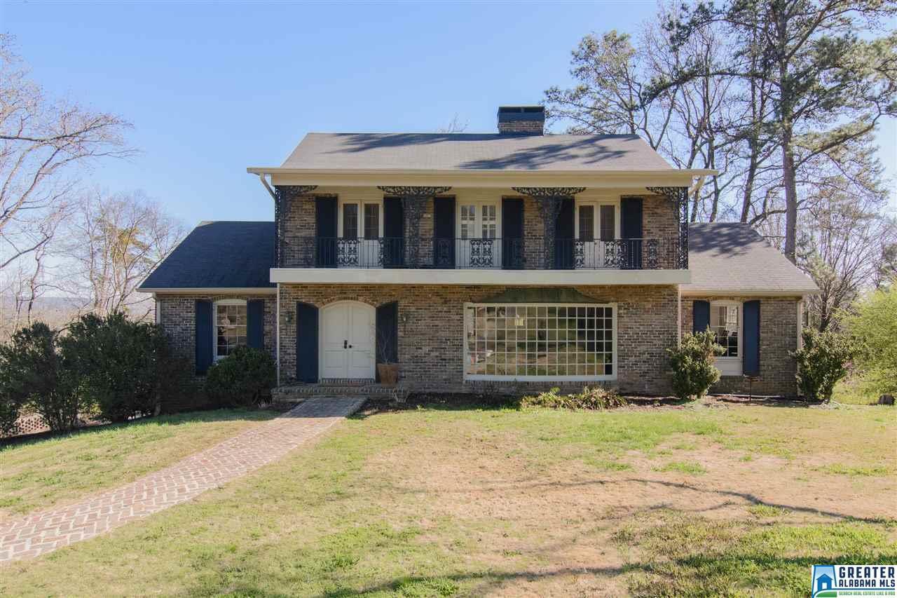 3121 Woodridge Rd - Photo 1