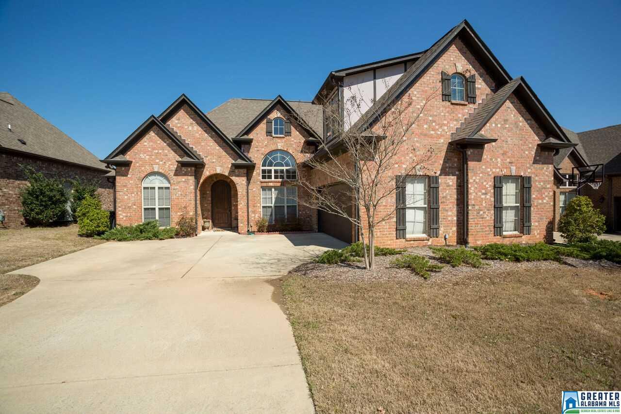 262 Strathaven Ln - Photo 1