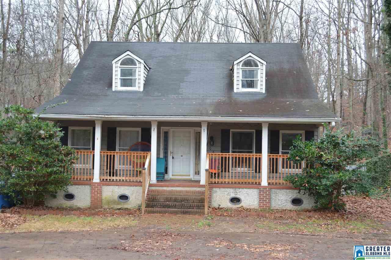 906 9TH AVE - Photo 1