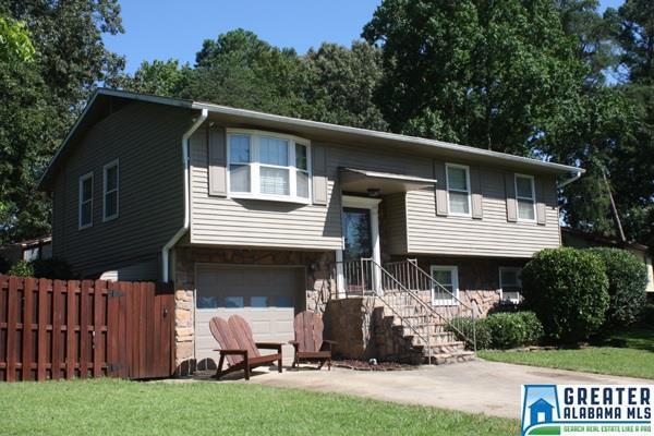 1630 Pinewood Ln - Photo 1