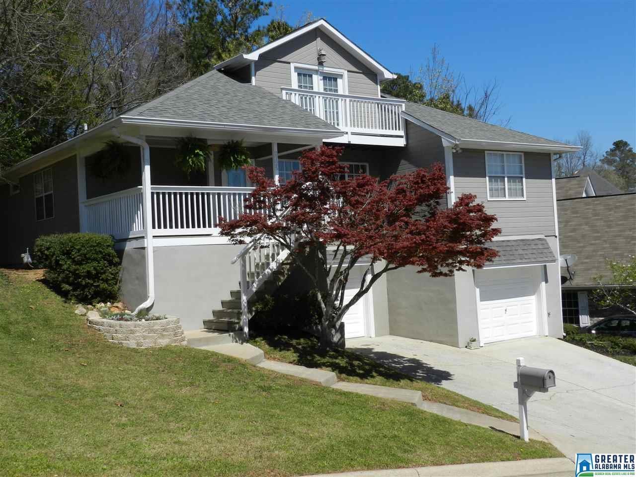 2725 Wellington Dr - Photo 1