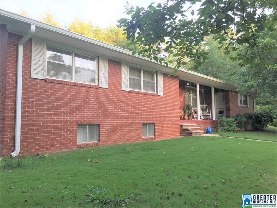 296 Hampton Pl - Photo 1