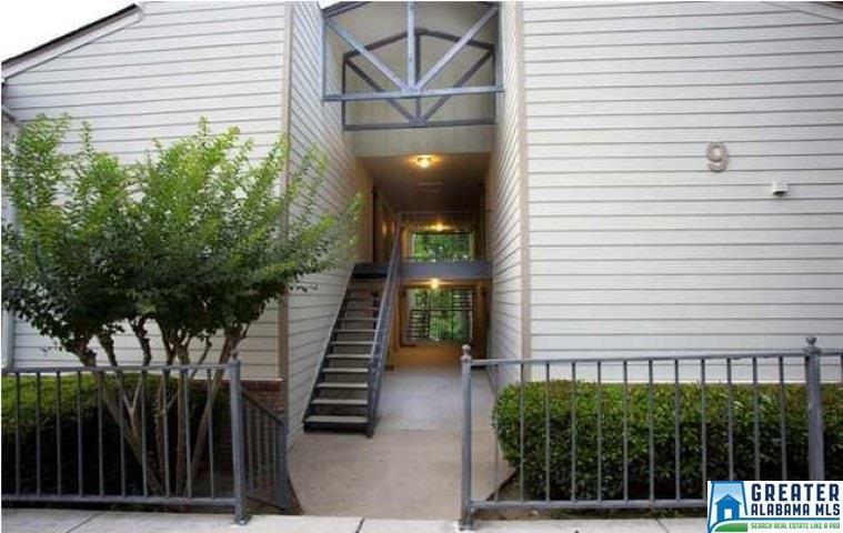 902 Gables Dr - Photo 1