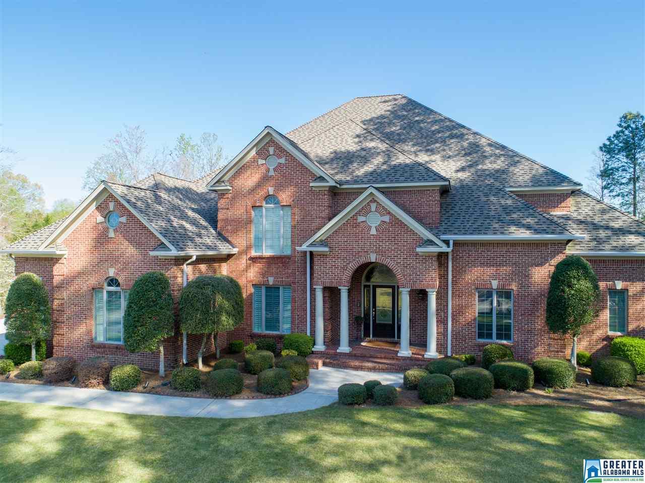 212 Fairway Dr - Photo 1