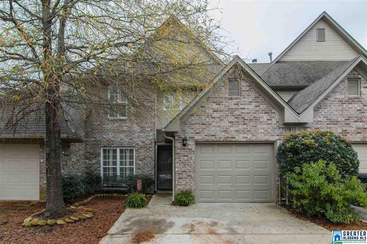 305 Reach Ct - Photo 1