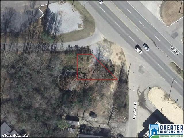 219 11TH ST - Photo 1