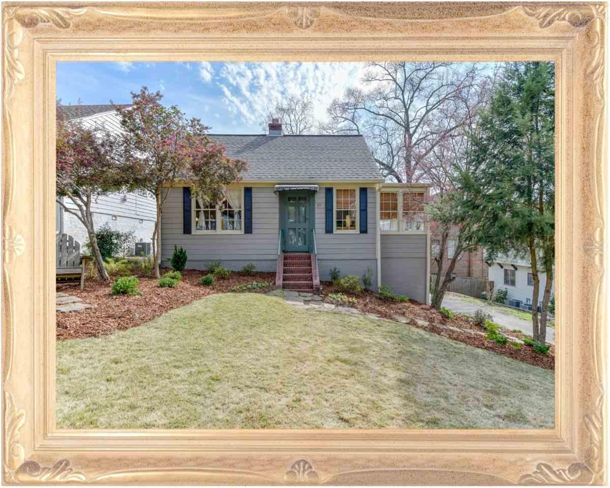 201 Mecca Ave - Photo 1