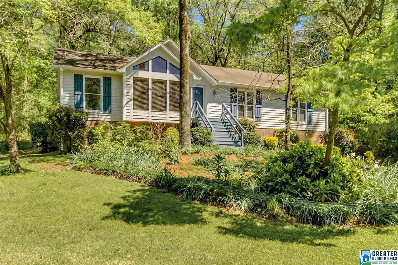 5501 Surrey Ln - Photo 1