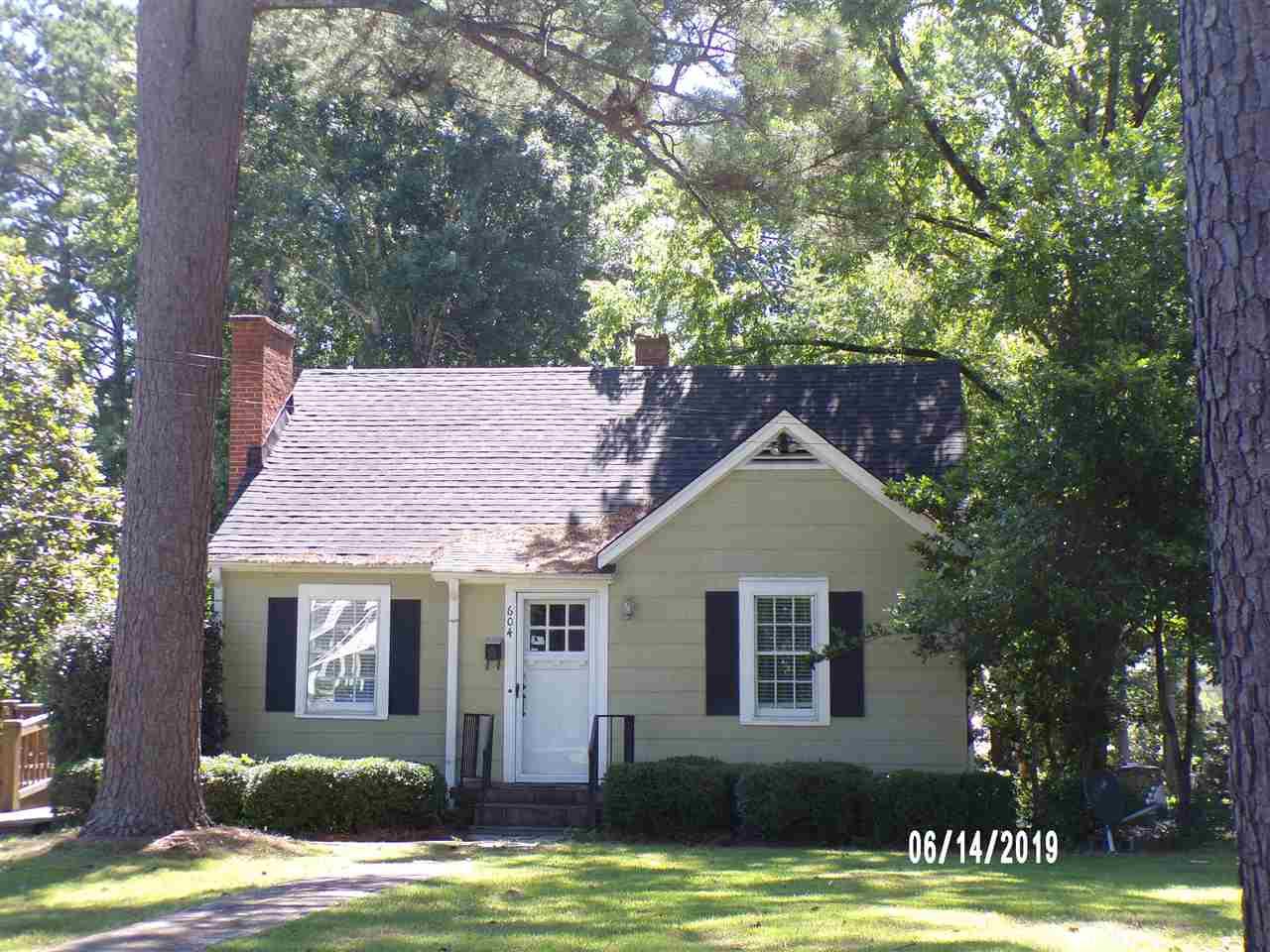 604 Norton Ave - Photo 1