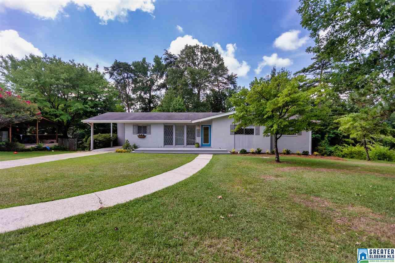 1421 Linda Vista Ln - Photo 1