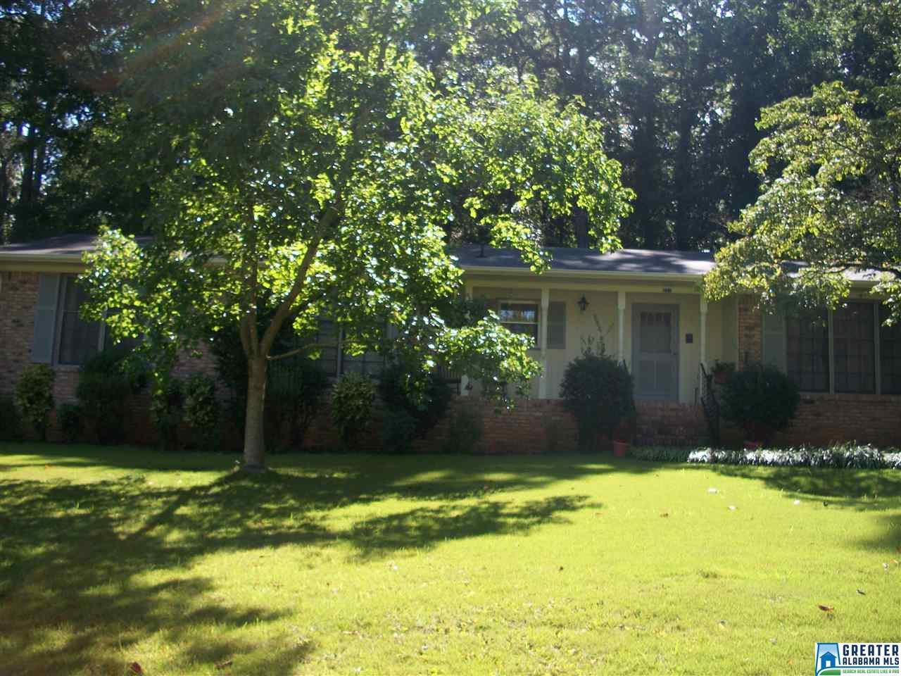 613 Yellowstone Dr - Photo 1