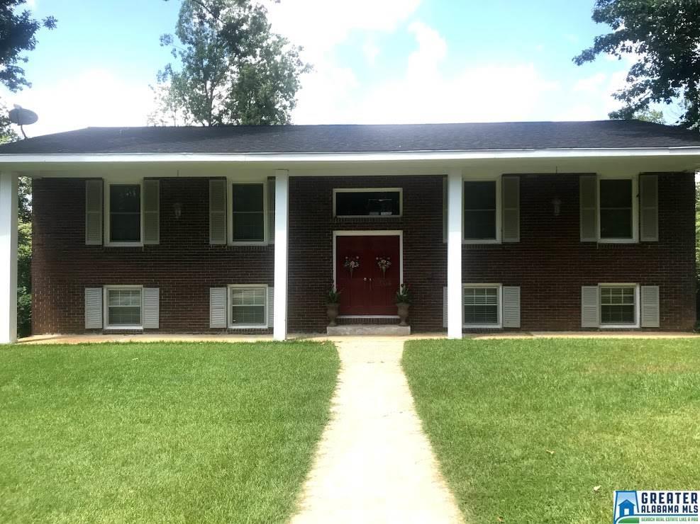 304 11TH ST - Photo 1