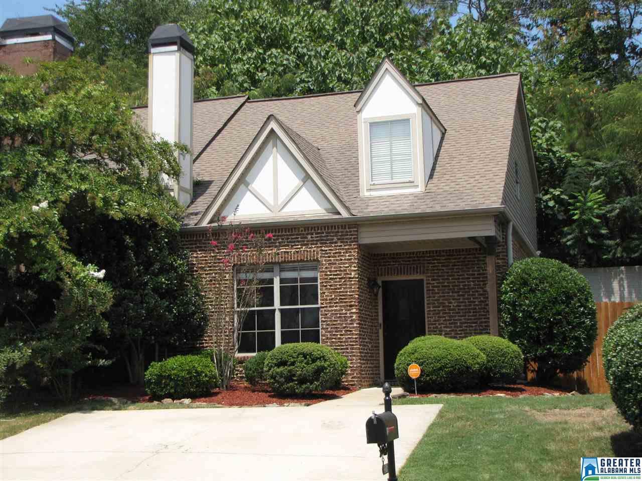 2316 Ridgemont Dr - Photo 1