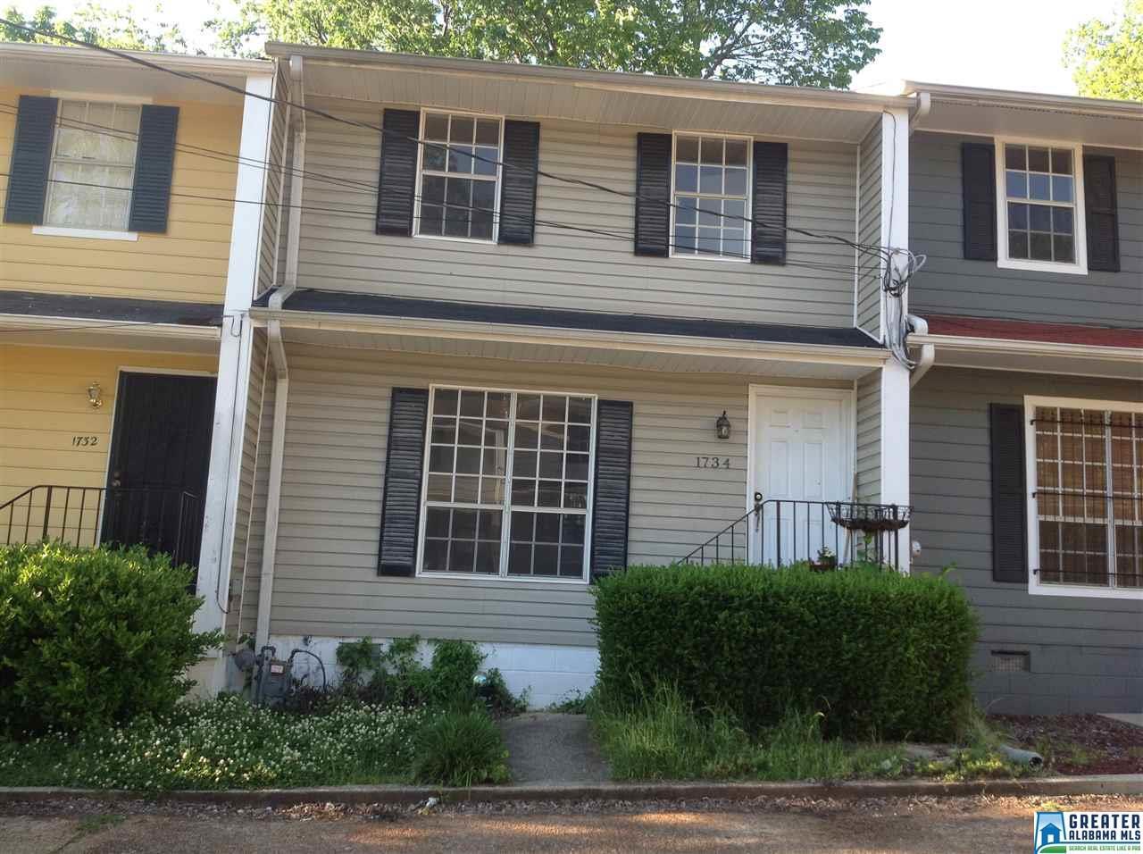 1734 14TH TERR - Photo 1