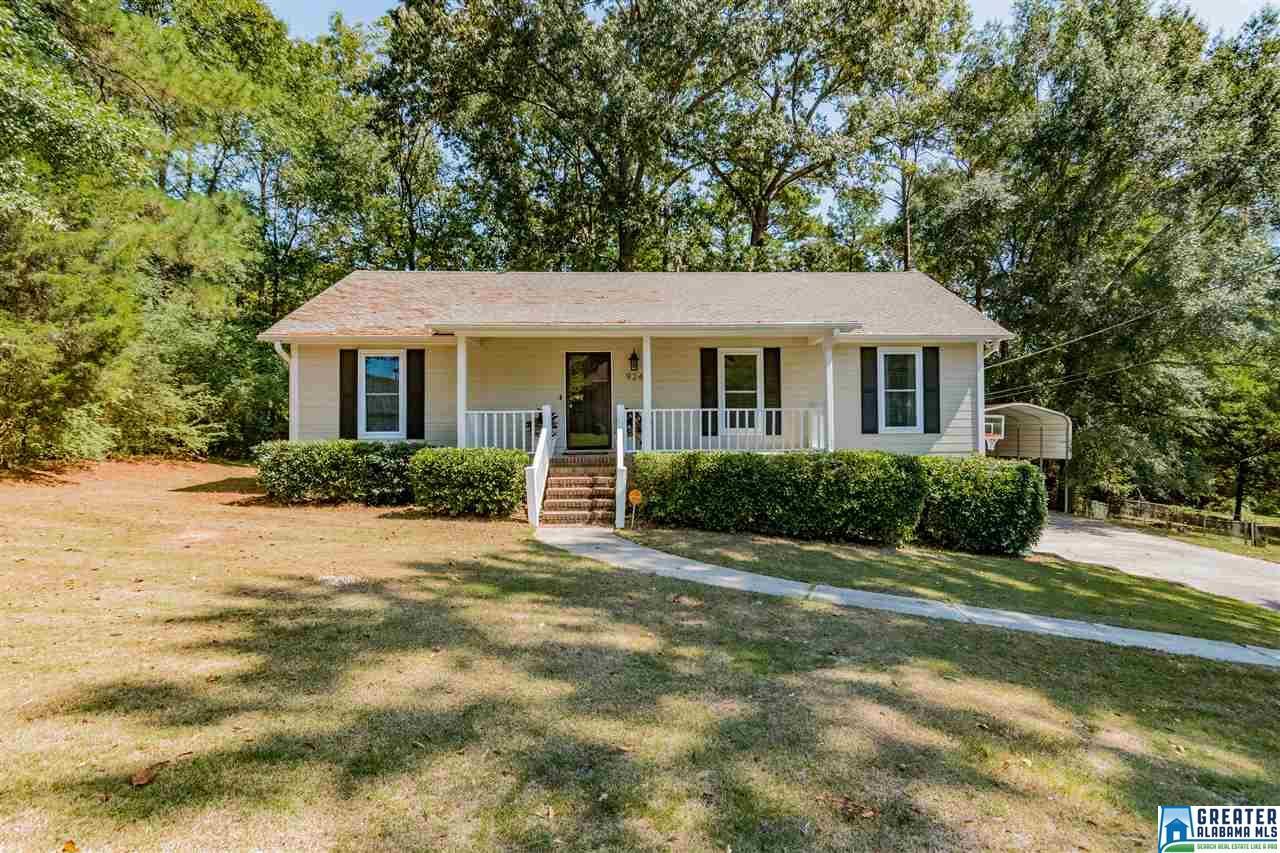 924 Willow Creek Pl - Photo 1