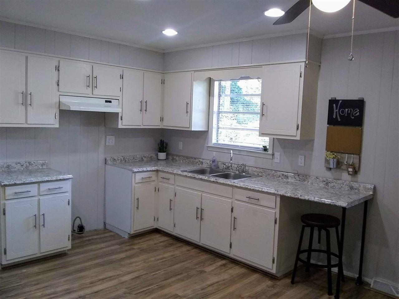 233 Woodland Dr - Photo 1