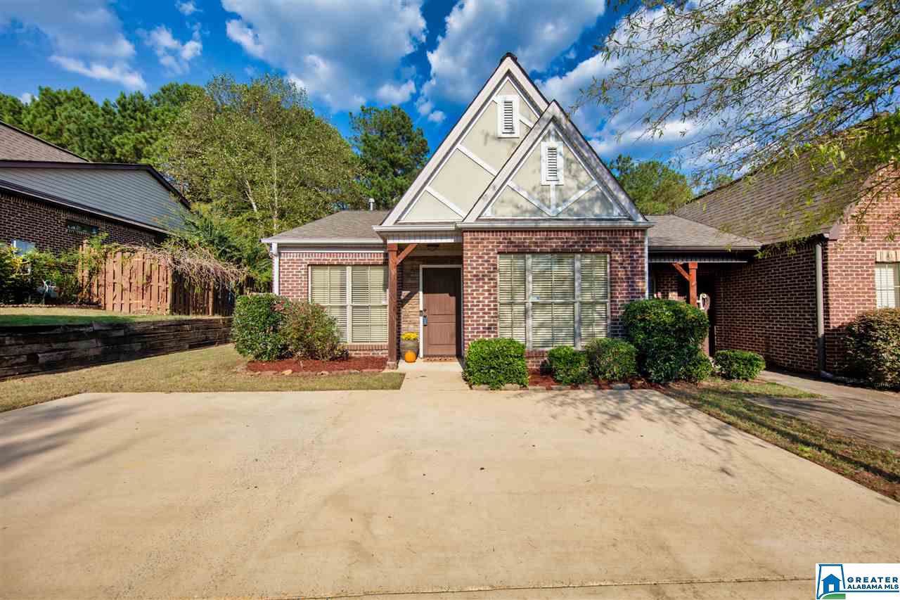 2524 Ridgemont Dr - Photo 1