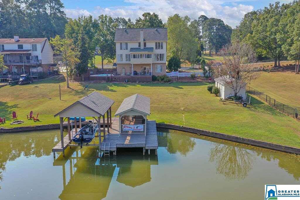 748 Pine Harbor Rd - Photo 1