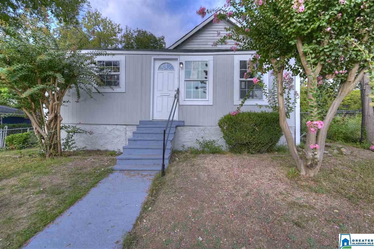 1724 32ND PL - Photo 1