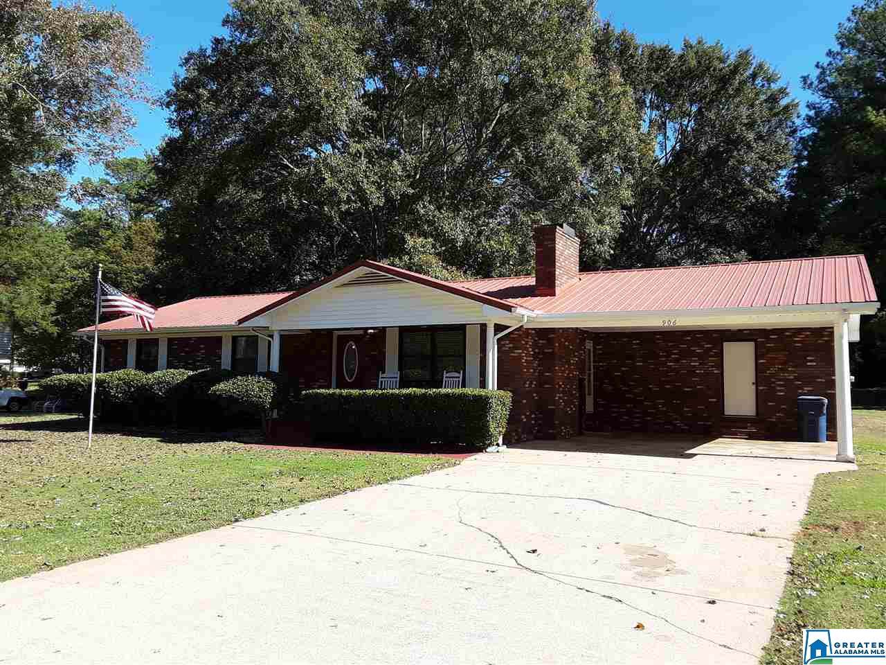 906 Ivan Dr - Photo 1