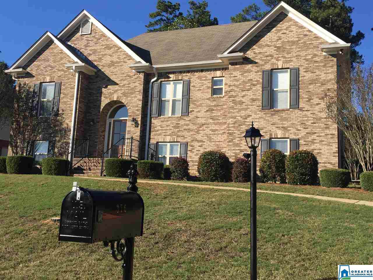 376 Farmingdale Ln - Photo 1